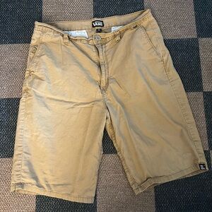 Vans khaki shorts